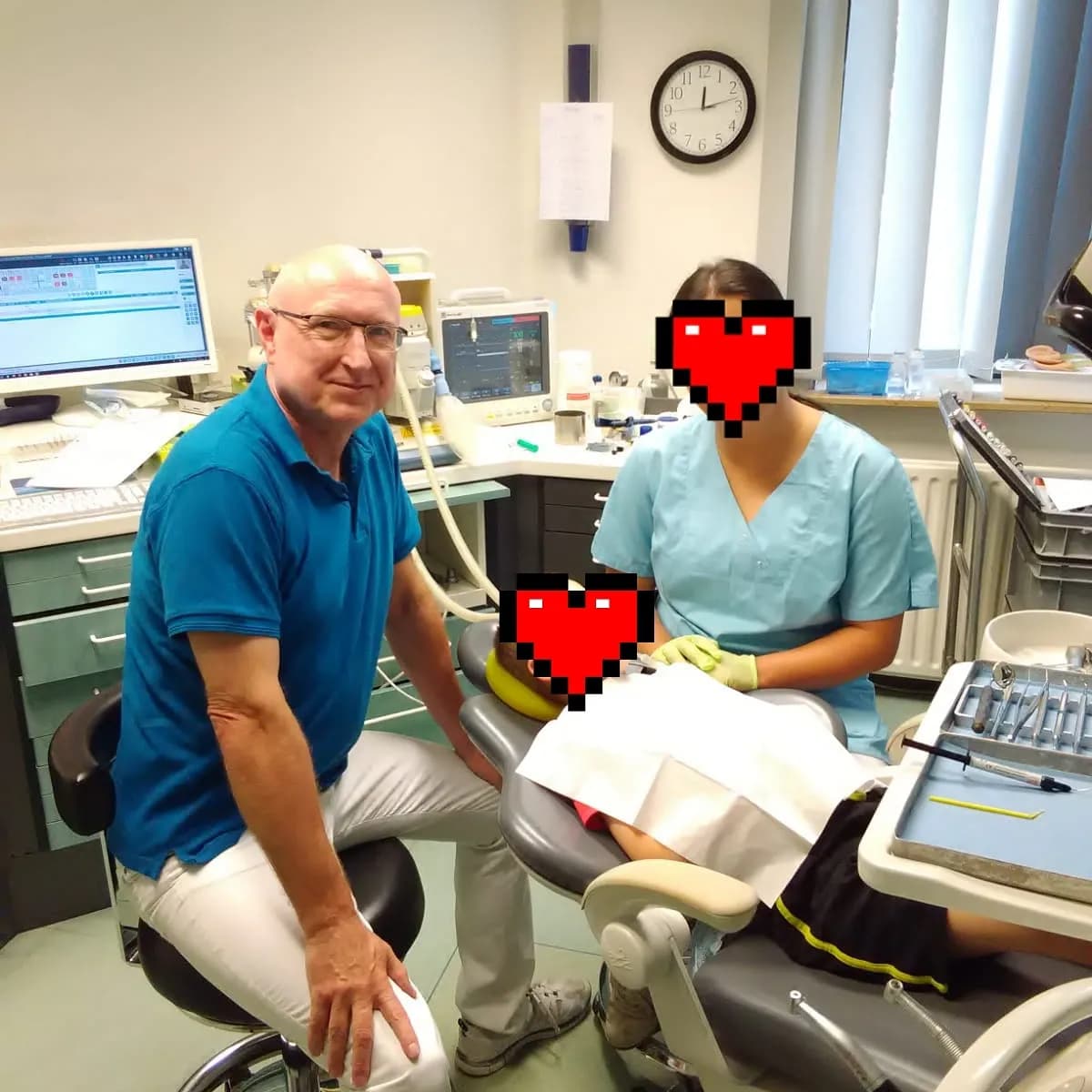 Herr Dr. med. dent. Reiner Konopka — Foto aus dem Google-Eintrag der Praxis