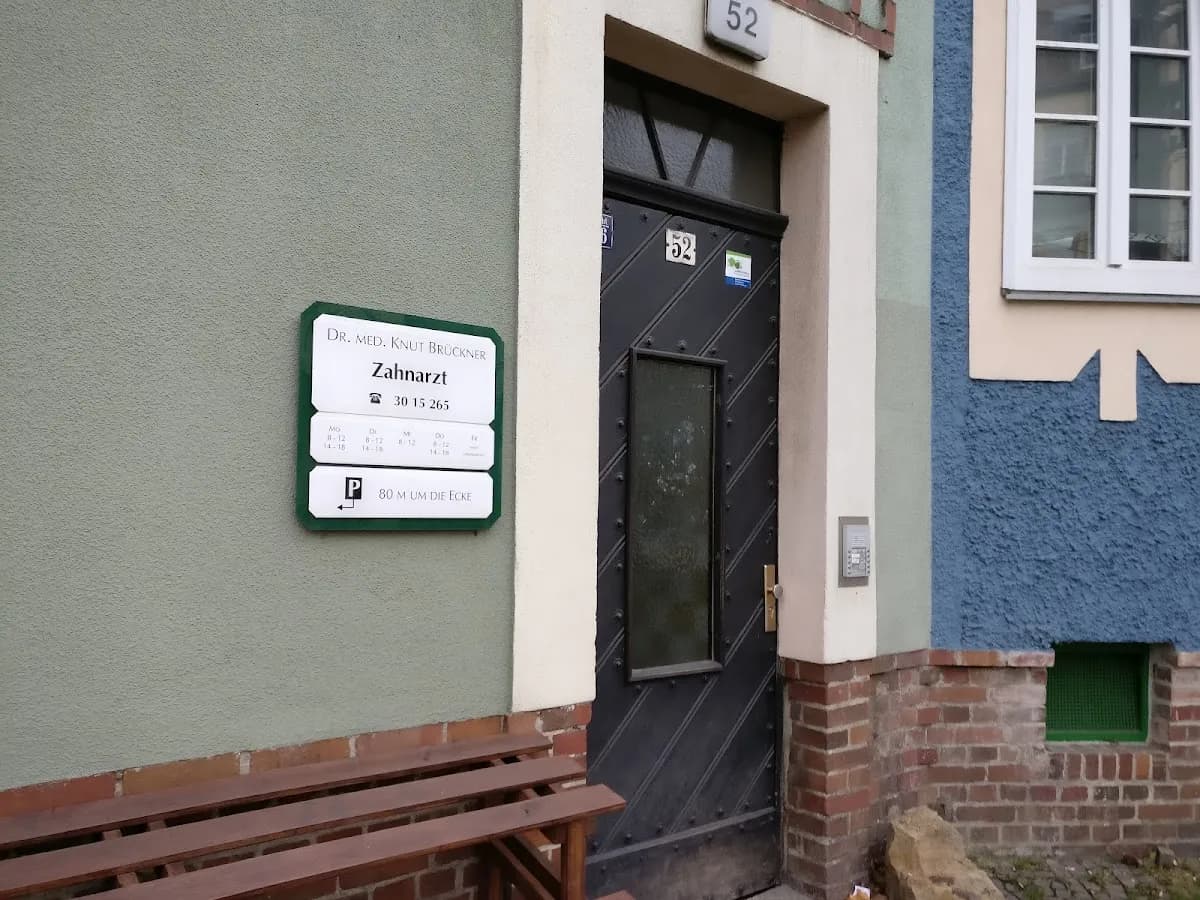Herr Dr. med. Knut Brückner — Foto aus dem Google-Eintrag der Praxis