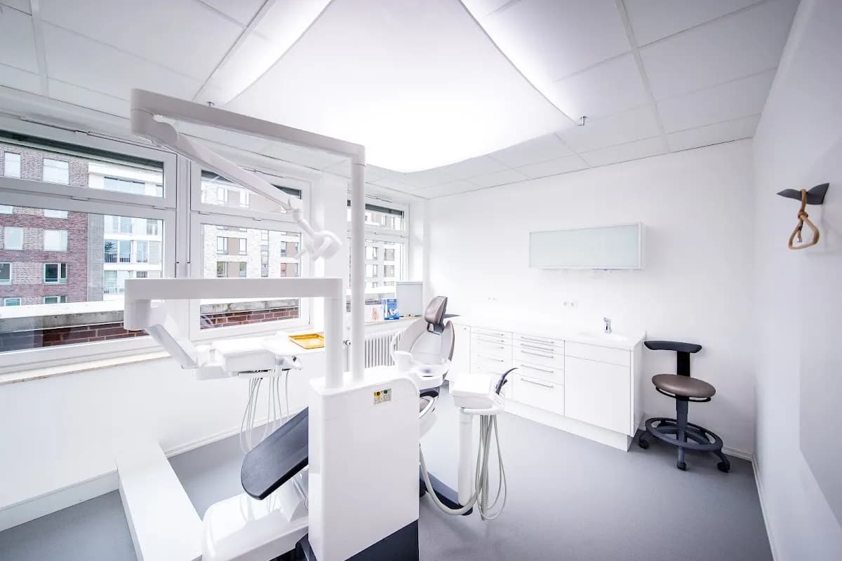 Hoheluftchaussee ZMVZ GmbH — Foto aus dem Google-Eintrag der Praxis