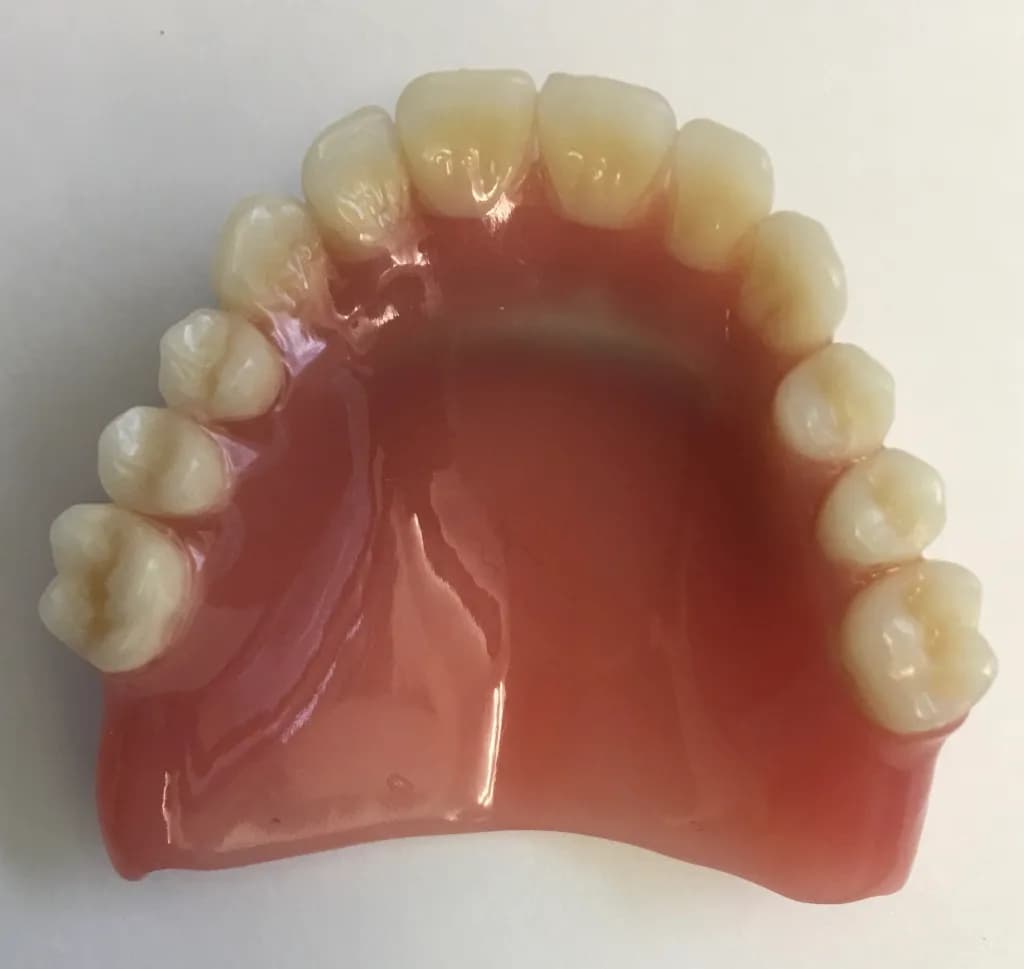 Ihr Zahnarzt in Französisch- Buchholz 13127 Dr. Springer Implantate, Narkose, 60plus — Foto aus dem Google-Eintrag der Praxis