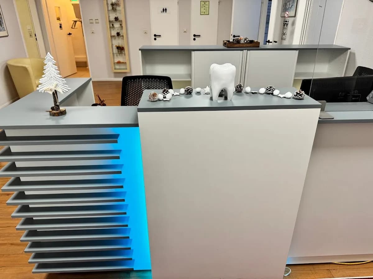 Ihr Zahnarzt Zentrum Bremen — Foto aus dem Google-Eintrag der Praxis