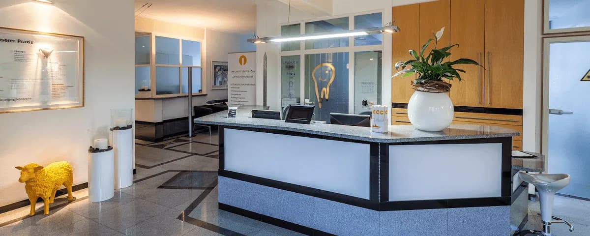 ImplantatCenter Köln — Foto aus dem Google-Eintrag der Praxis
