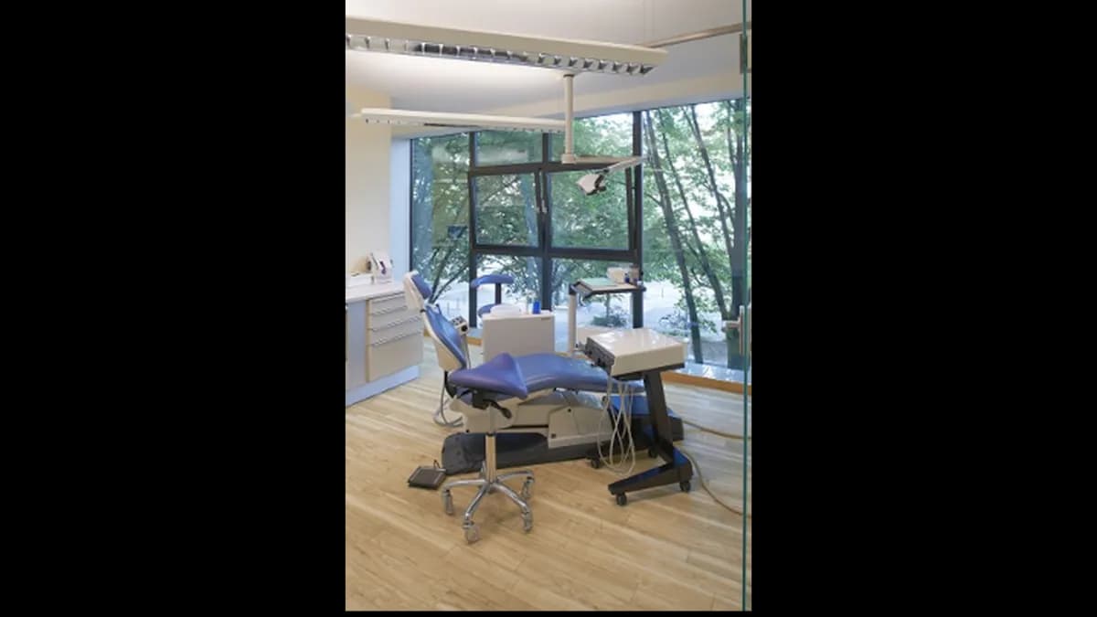 Implantologie Dr. Jens Knopf M.Sc. — Foto aus dem Google-Eintrag der Praxis