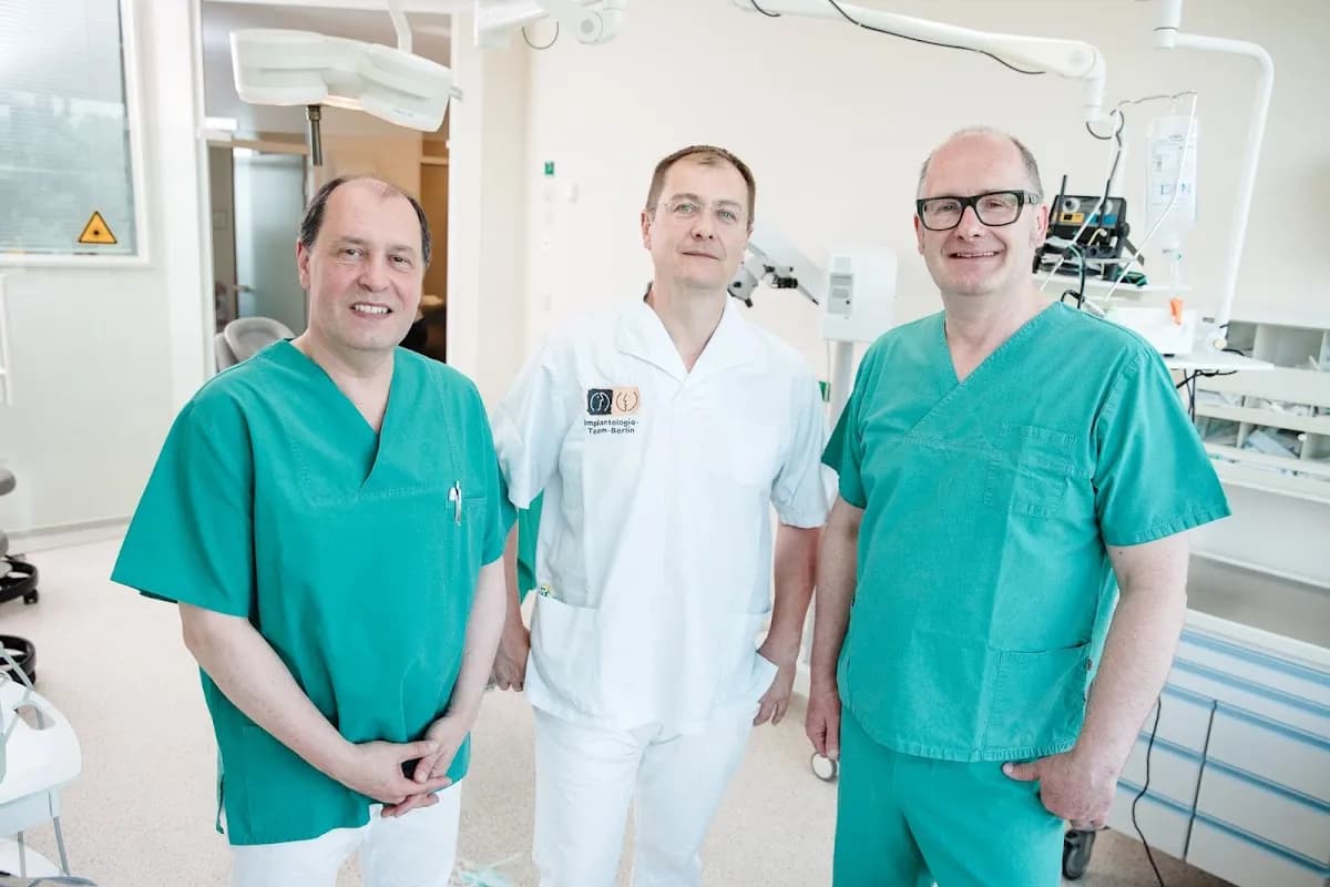 Implantologie Team Berlin — Foto aus dem Google-Eintrag der Praxis