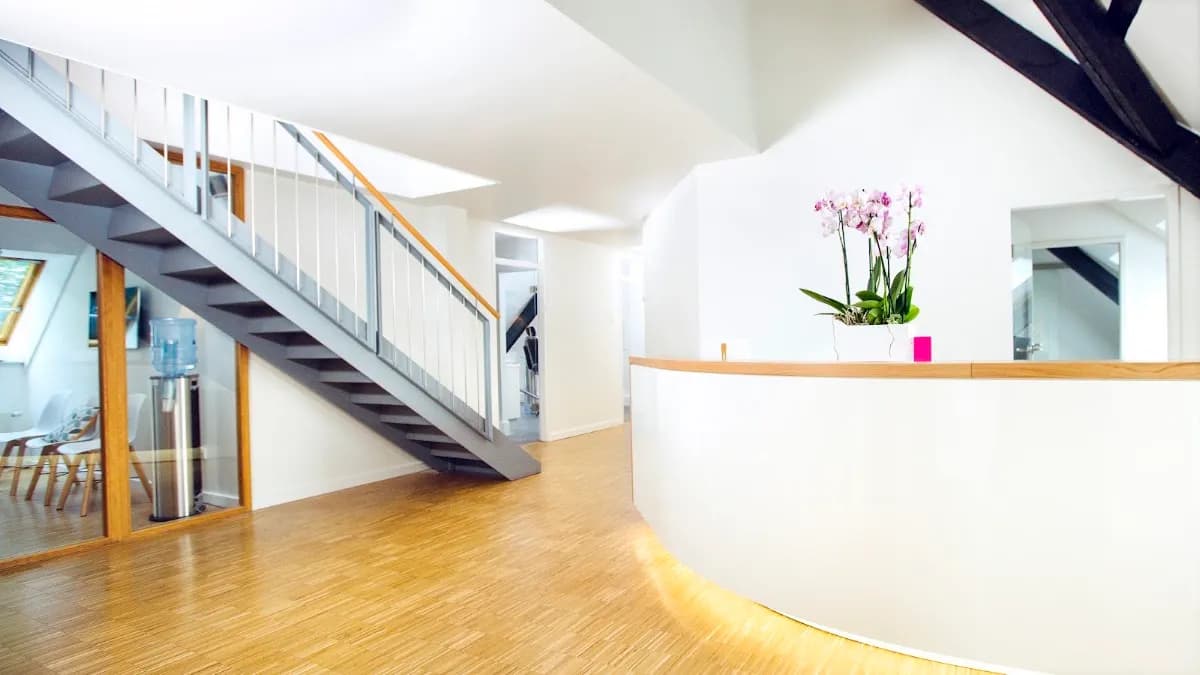 KFO-Kaiserswerth | dr. dent. Adrienne Szy-Yamaguchi — Foto aus dem Google-Eintrag der Praxis
