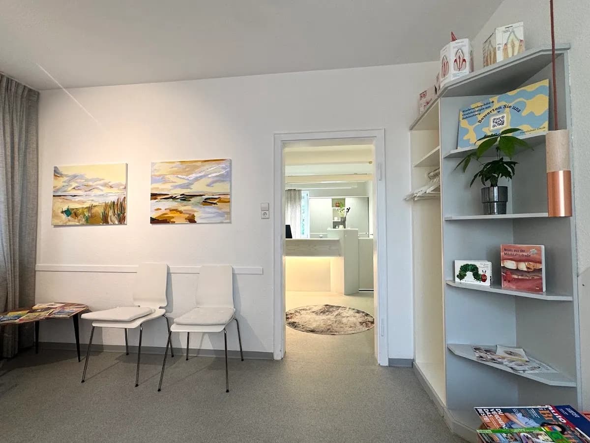 Kieferorthopädie und Oralchirurgie am Gablenberg - Dr. med. dent. Charlotte Vehring — Foto aus dem Google-Eintrag der Praxis