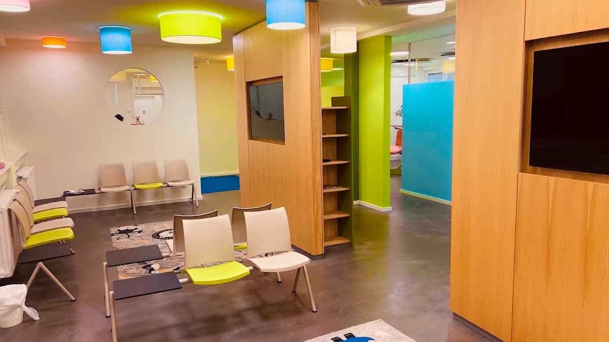 Kinder+Zahnklinik Berlin Kinderzahnarzt Neukölln — Foto aus dem Google-Eintrag der Praxis