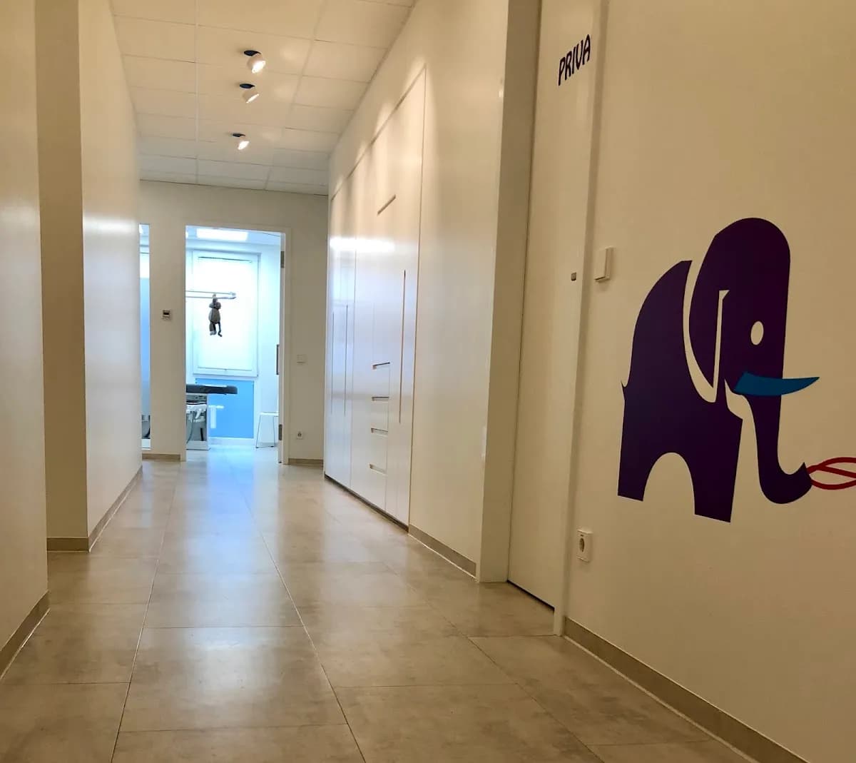 Kinderzahnarztpraxis, Zahnarztpraxis für Kinder Kleine Zähne — Foto aus dem Google-Eintrag der Praxis