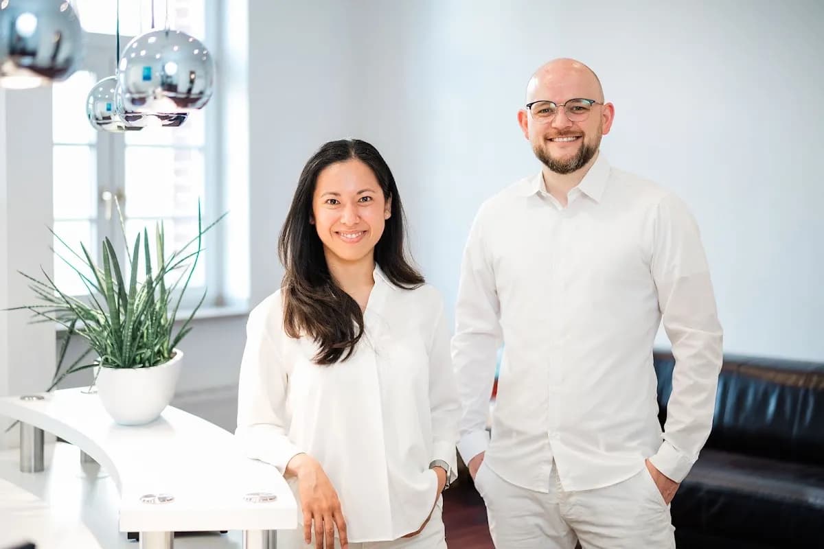 KURZZEITSPANGE | Kieferorthopädie - Praxis Dr. Marius Miehe, Dr. Trang Pham & Kollegen — Foto aus dem Google-Eintrag der Praxis