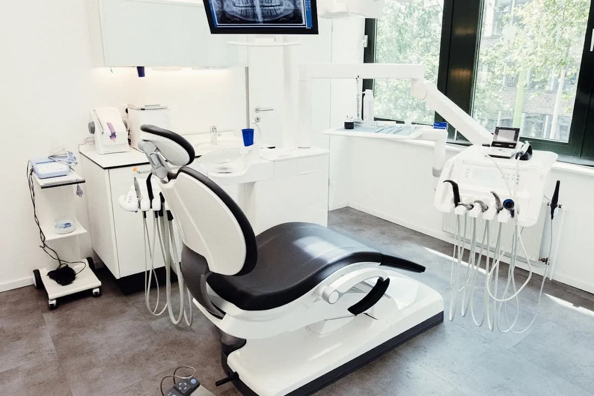 M2 Zahnärzte Harburg — Foto aus dem Google-Eintrag der Praxis