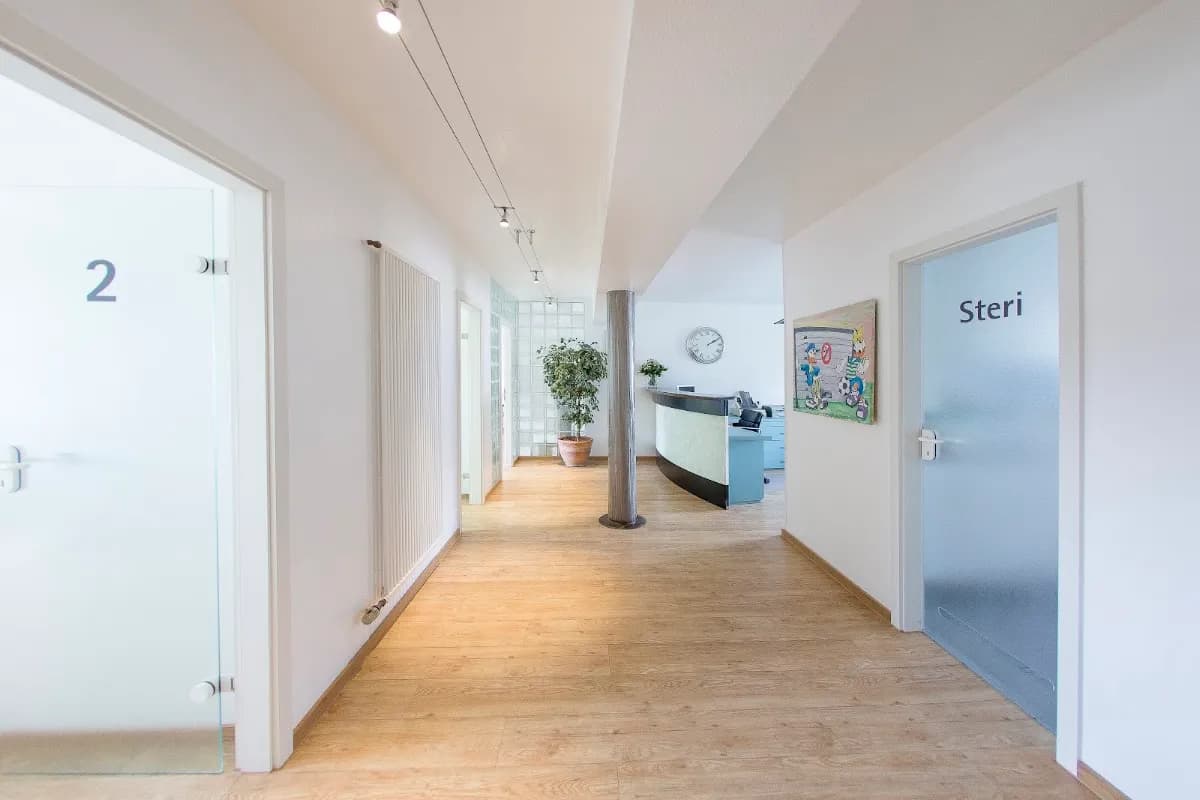 Maug Zahnärzteteam — Foto aus dem Google-Eintrag der Praxis