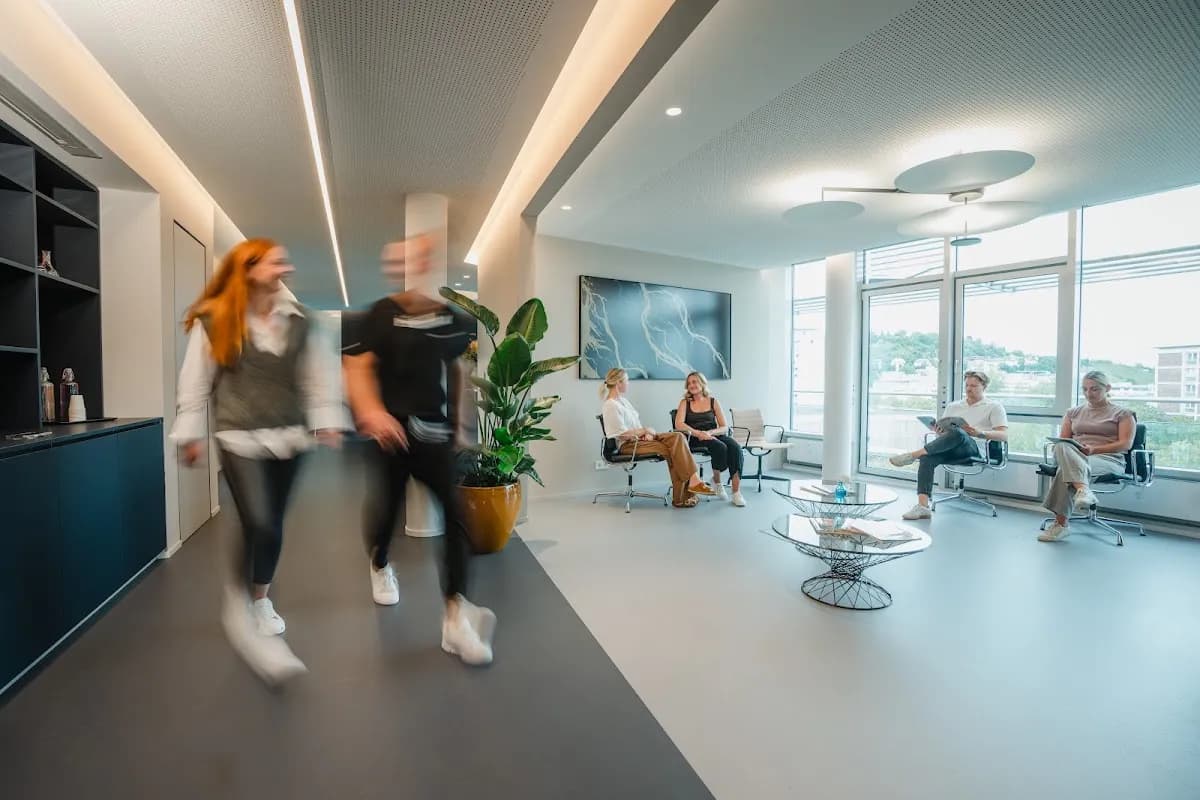 ME&L | Zahnärzte Liederhalle – Dr. Müller-Eberspächer & Dr. Lypke — Foto aus dem Google-Eintrag der Praxis
