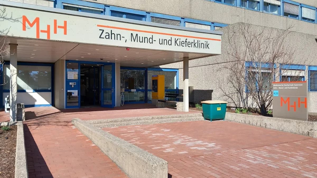 MHH Zahnklinik — Foto aus dem Google-Eintrag der Praxis
