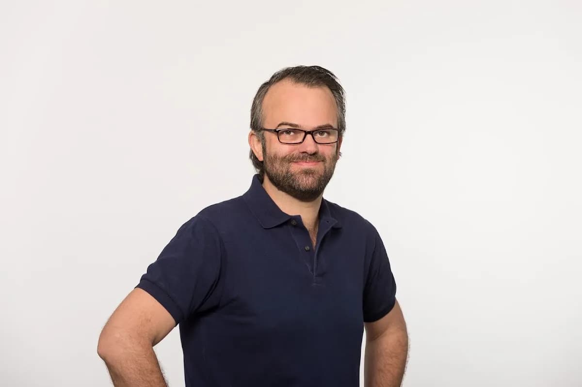 Mund-, Kiefer-, Gesichtschirurgie Hamburg Alsterdorf Dr. Klaas Ph. Vöge — Foto aus dem Google-Eintrag der Praxis
