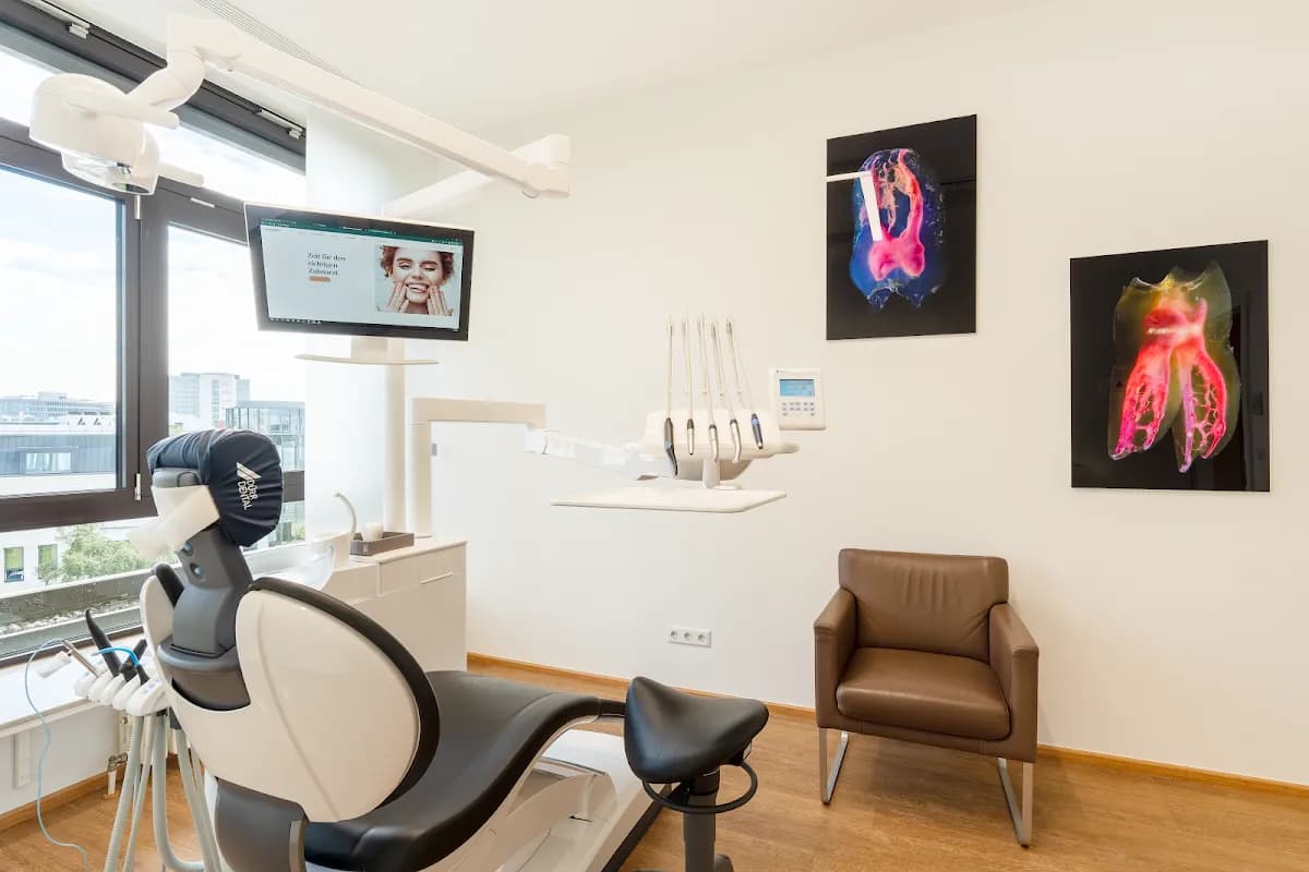 MVZ Zahnzentrum Kudamm GmbH — Foto aus dem Google-Eintrag der Praxis