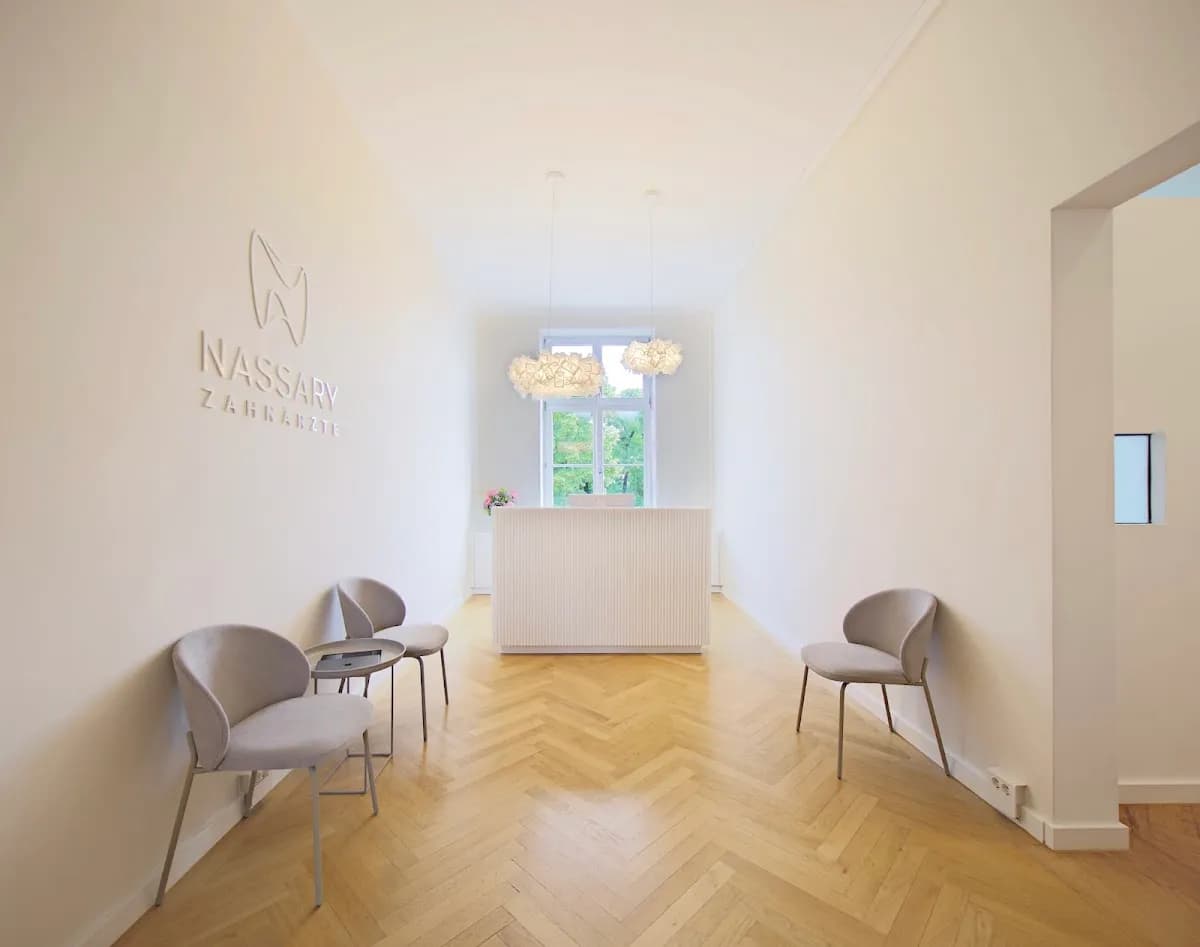 NASSARY Zahnärzte — Foto aus dem Google-Eintrag der Praxis