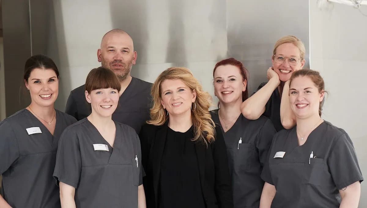 Oralchirurgen Düsseldorf — Foto aus dem Google-Eintrag der Praxis