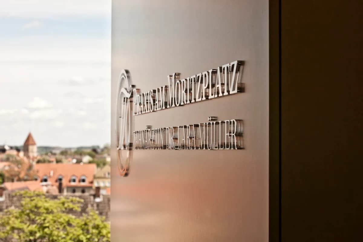 Praxis am Moritzplatz-Zahnärztin Dr. Lara Stärker & Kollegen — Foto aus dem Google-Eintrag der Praxis
