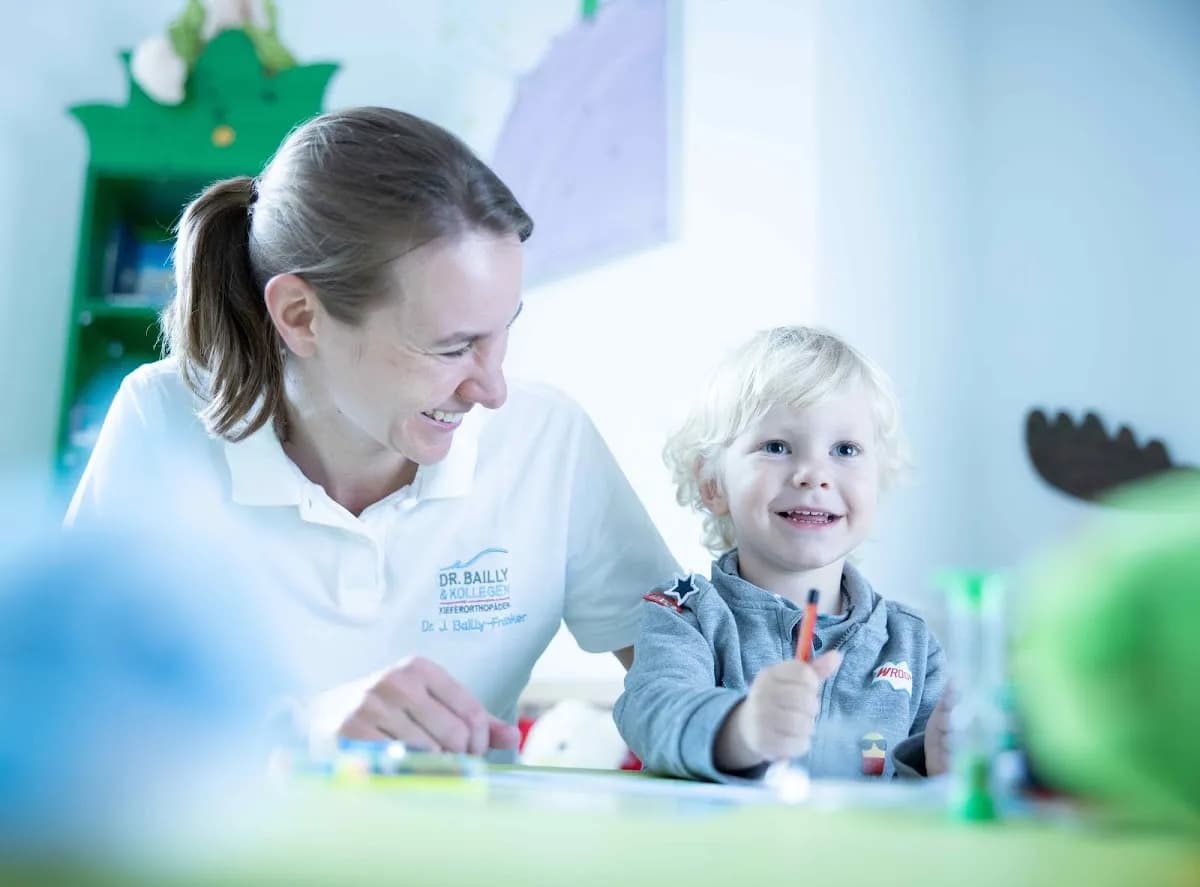 Praxis Dr. Bailly & Kollegen Kieferorthopäden - Fachzahnärzte für Kieferorthopädie — Foto aus dem Google-Eintrag der Praxis
