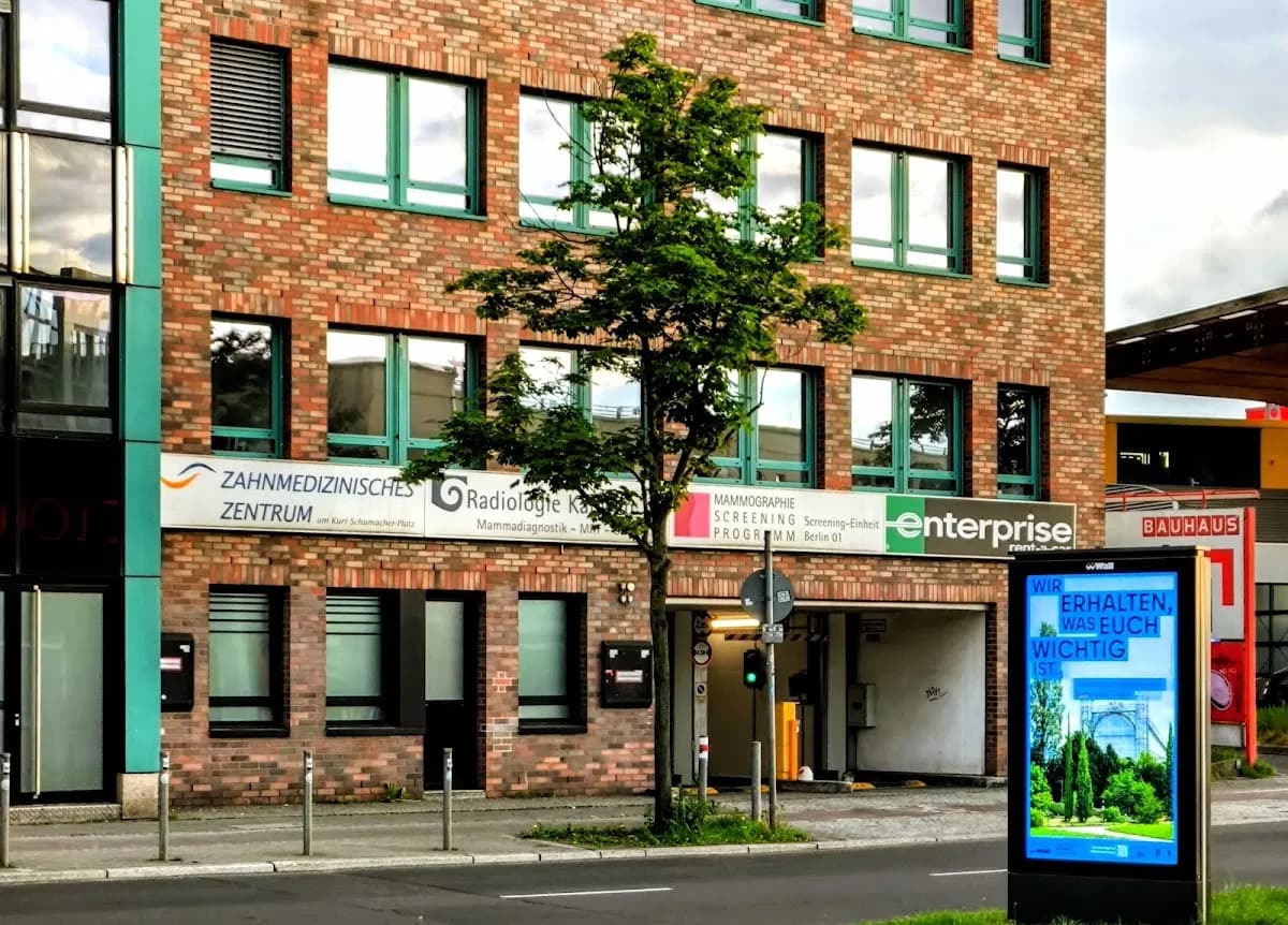 Praxisgemeinschaft der Zahnärzte am Kurt-Schumacher-Platz — Foto aus dem Google-Eintrag der Praxis