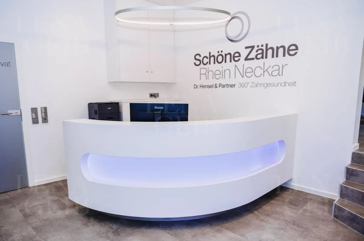 Schöne Zähne Rhein Neckar | 360° Zahngesundheit | Dr. Dietmar Hensel und Kollegen — Foto aus dem Google-Eintrag der Praxis