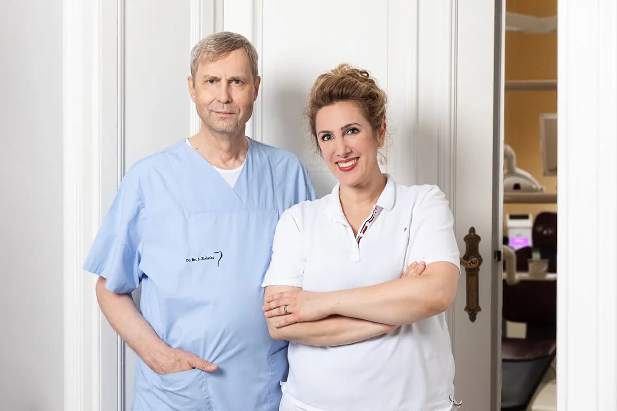 T.H.E Zahnmedizin Zahnarztpraxis Tuna Hüner-Eker & Dr. Dr. Zielasko in Berlin-Lichterfelde Ost — Foto aus dem Google-Eintrag der Praxis