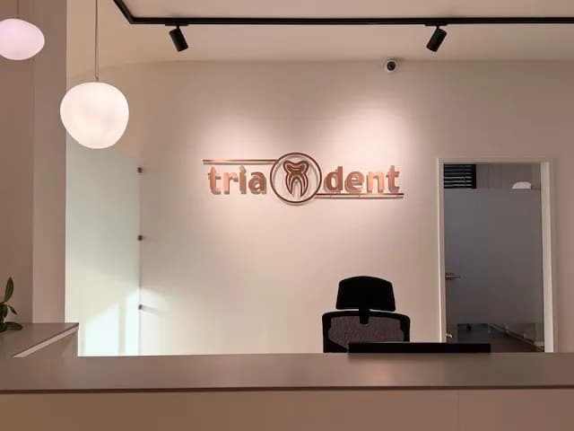 triadent Mitte Berlin Dr. J. RAnft MSc. & A. Ott — Foto aus dem Google-Eintrag der Praxis