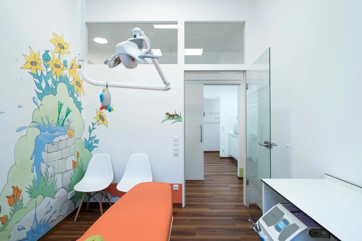 Zahn im Glück - Kinderzahnarzt München Neuperlach - Kieferorthopädie — Foto aus dem Google-Eintrag der Praxis