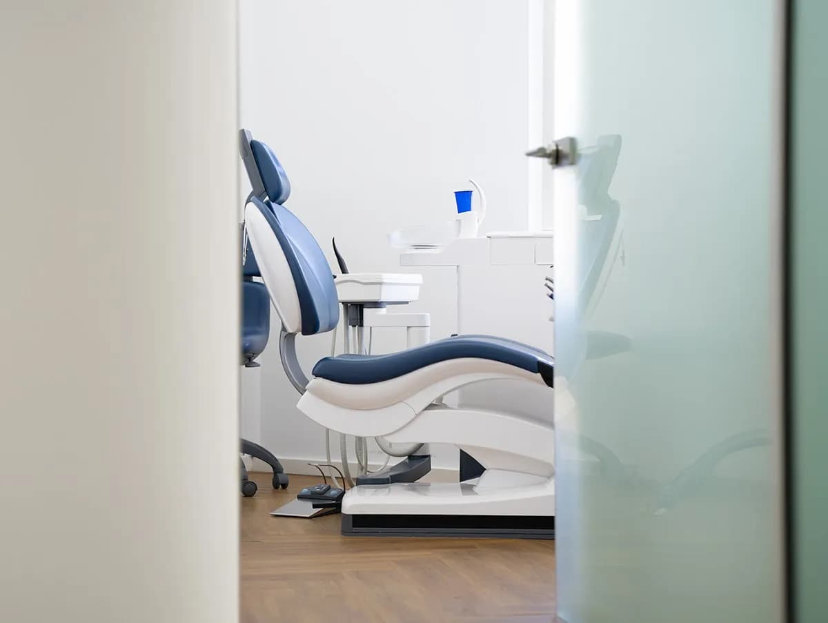 Zahnarzt & Implantate Wunschlachen - Zahnarzt in Berlin Reinickendorf — Foto aus dem Google-Eintrag der Praxis