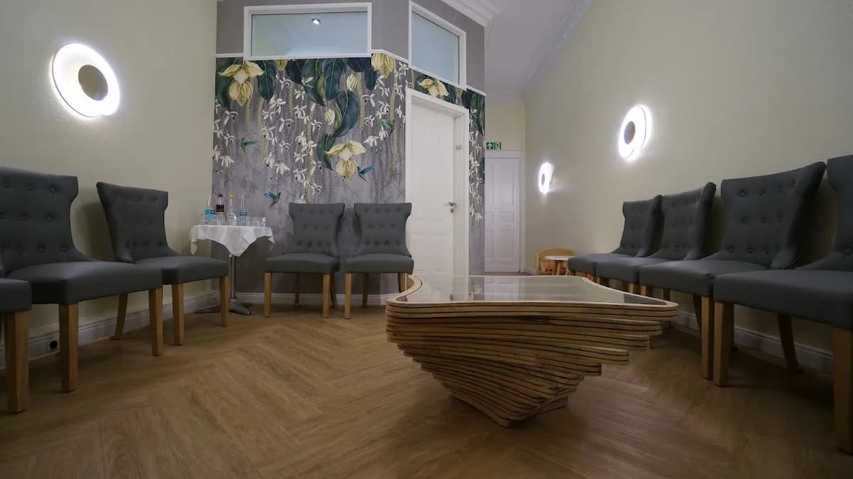 Zahnarzt Berlin Friedenau Dr. Bianca Wark und Chung-U Nam — Foto aus dem Google-Eintrag der Praxis