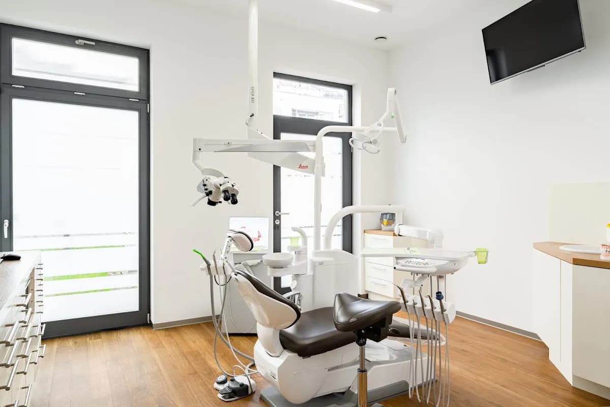 Zahnarzt Berlin Friedrichshain - Dental21 — Foto aus dem Google-Eintrag der Praxis