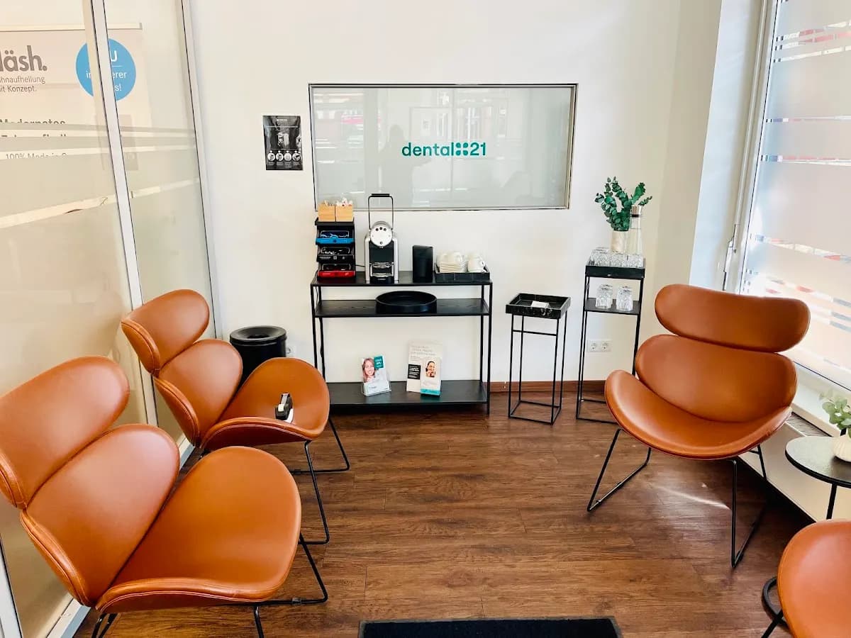 Zahnarzt Berlin Schöneberg - Dental21 (ehemals Dentalzentrum Plus) — Foto aus dem Google-Eintrag der Praxis