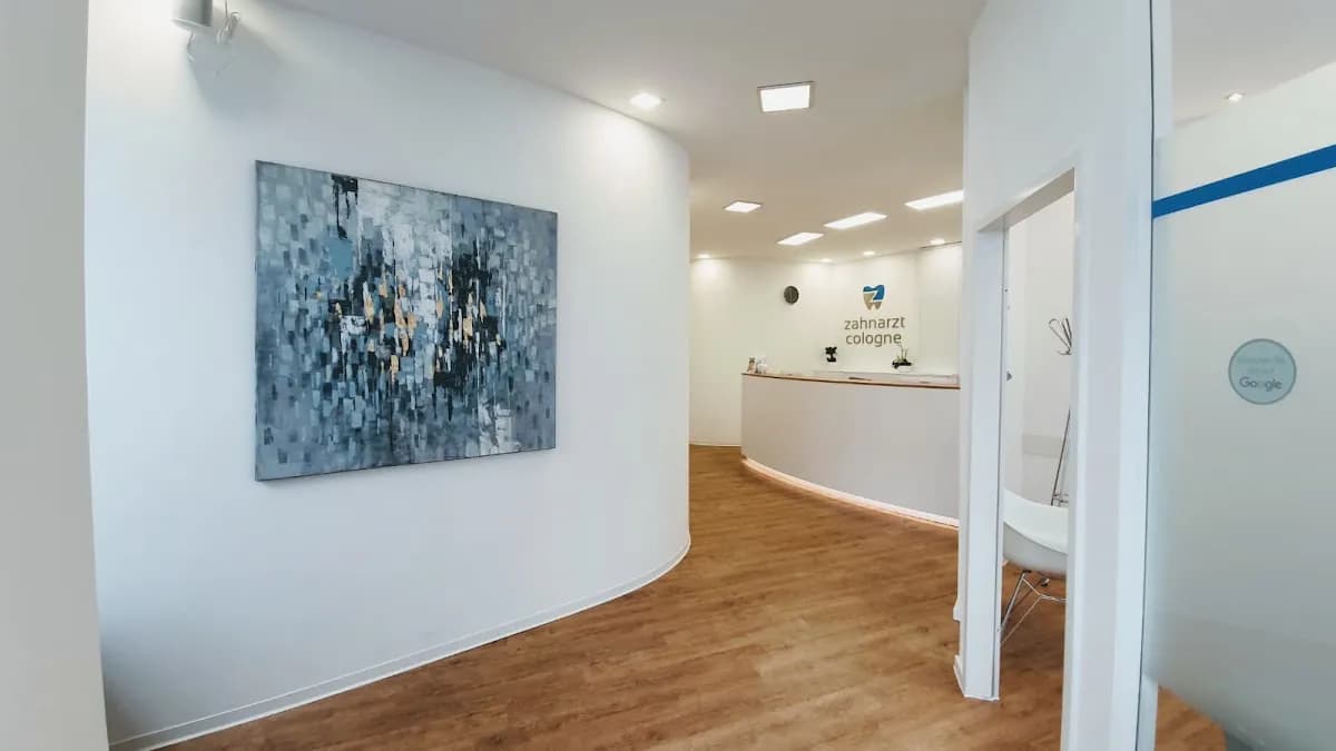 Zahnarzt Cologne - moderne Zahnarztpraxis in Köln Kalk — Foto aus dem Google-Eintrag der Praxis
