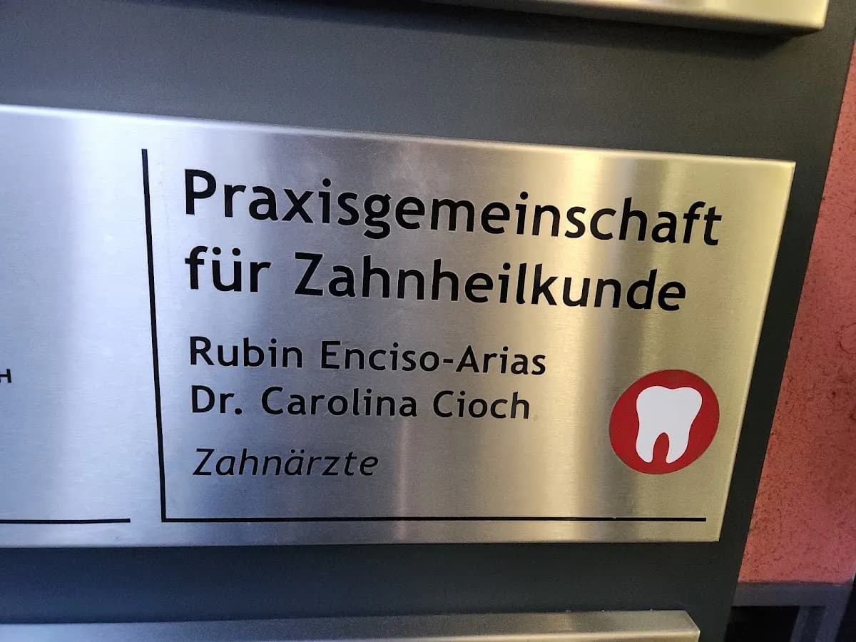 Zahnarzt Dr. Carolina Cioch – Zahnarztpraxis Frankfurt Nordend — Foto aus dem Google-Eintrag der Praxis