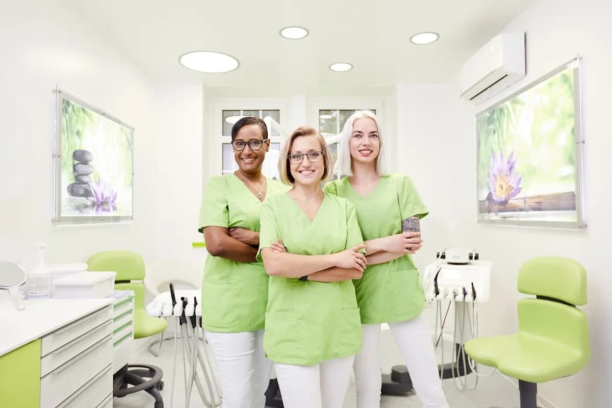 Zahnarzt Dr. Egert in Göttingen und Team — Foto aus dem Google-Eintrag der Praxis