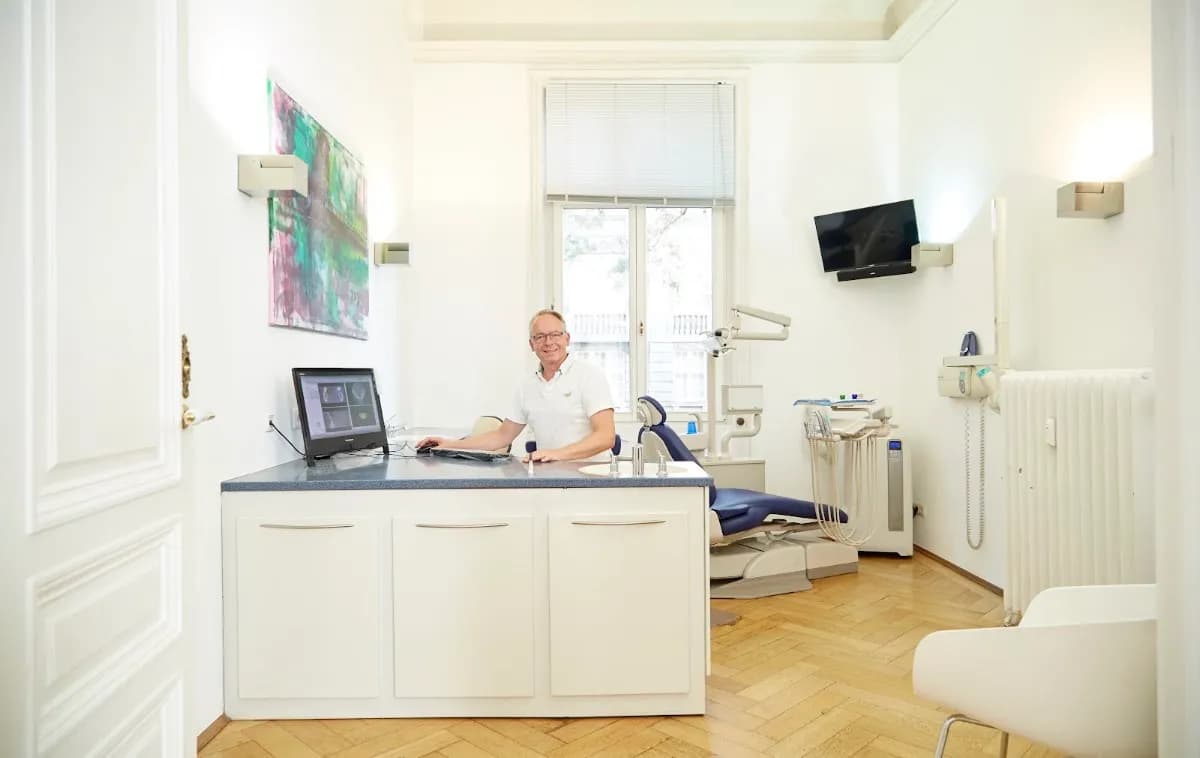 Zahnarzt Dr. Frank Meckbach — Foto aus dem Google-Eintrag der Praxis