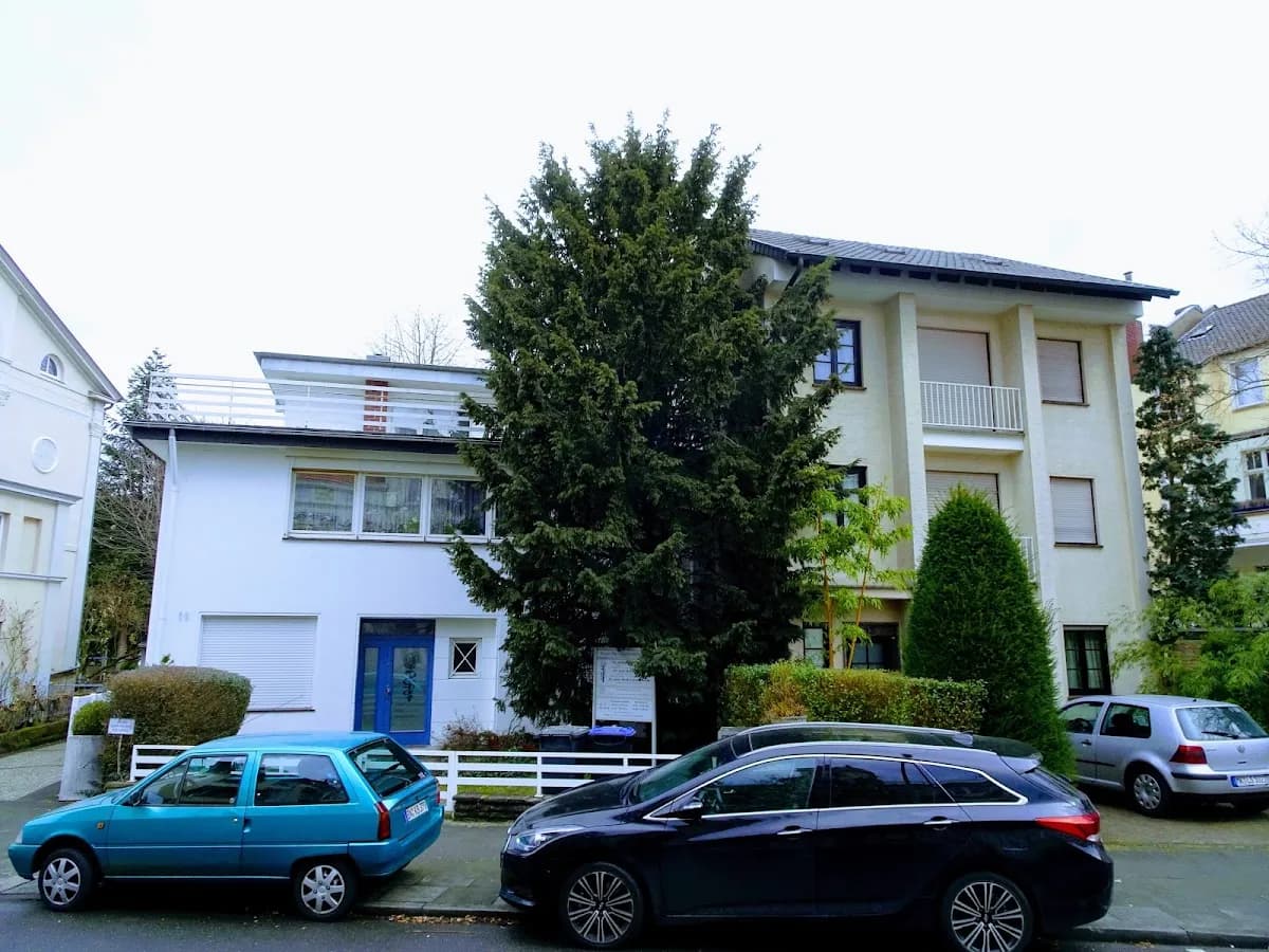 Zahnarzt Dr. med. dent. Anton Ising — Foto aus dem Google-Eintrag der Praxis