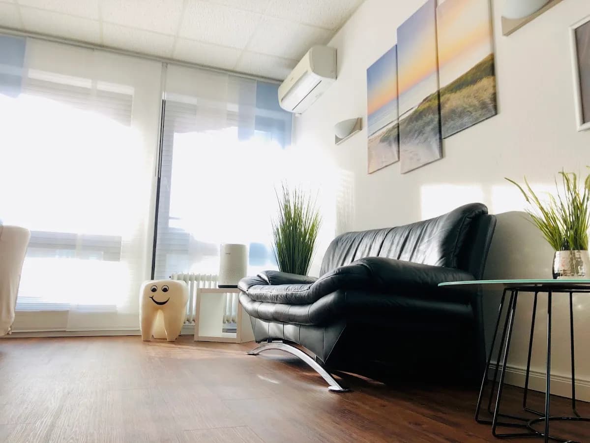 Zahnarzt Dr. Olaf Rauer - Ihr Zahnarzt in Hamburg-Bergedorf — Foto aus dem Google-Eintrag der Praxis
