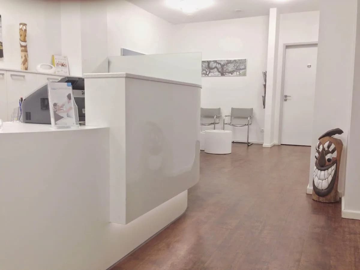 Zahnarzt Dr. Thomas Clement — Foto aus dem Google-Eintrag der Praxis