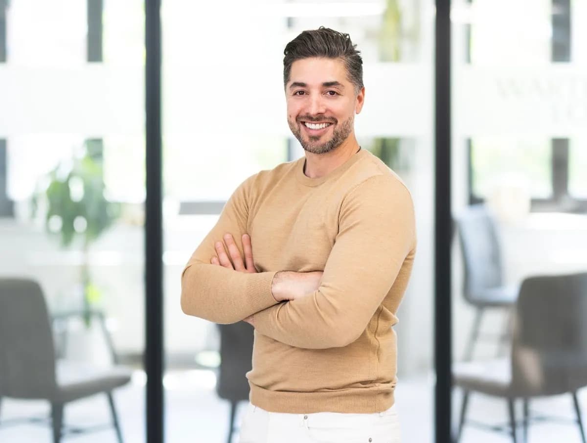 Zahnarzt Duisburg & Oralchirurgie - Dr. Yaser Rasuli, M.Sc. — Foto aus dem Google-Eintrag der Praxis