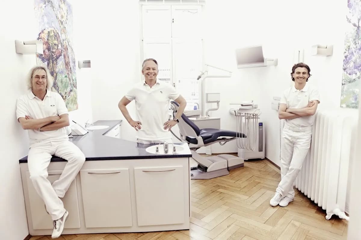 Zahnarzt Frankfurt Dr. Christoph Hegerl — Foto aus dem Google-Eintrag der Praxis