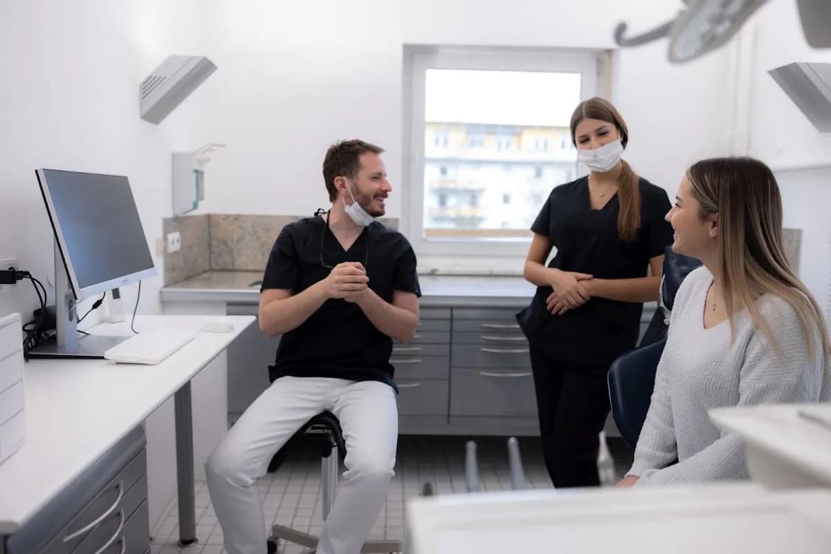 Zahnarzt Giesing Dr. Koenigsfeld & Kollegen — Foto aus dem Google-Eintrag der Praxis