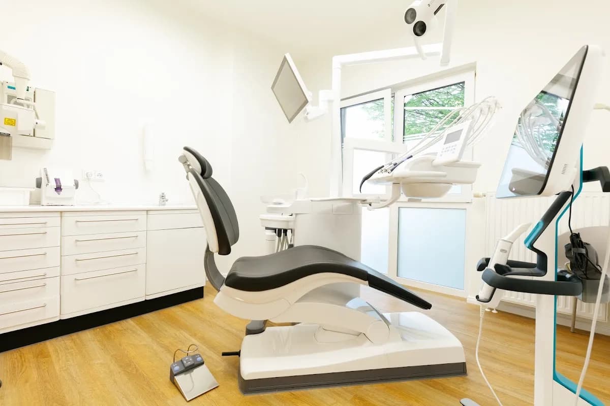 Zahnarzt Hamburg Bramfeld - Dental21 — Foto aus dem Google-Eintrag der Praxis