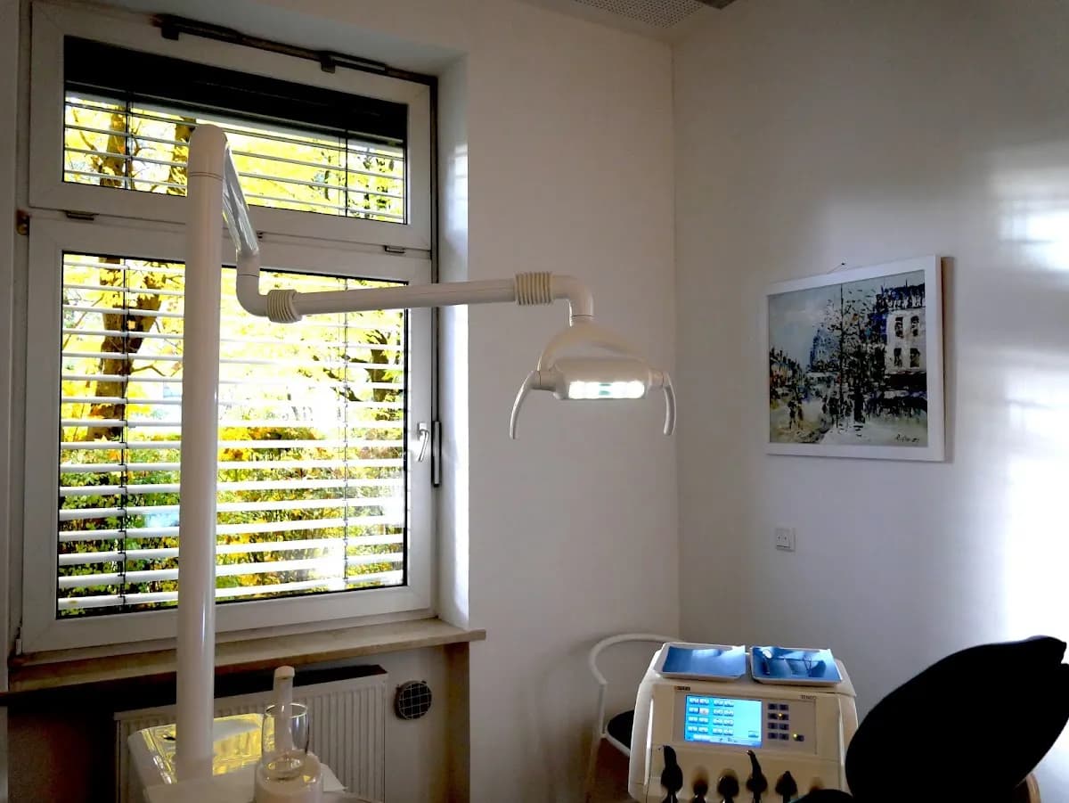 Zahnarzt Neuperlach Süd, Ruben Begemeier — Foto aus dem Google-Eintrag der Praxis
