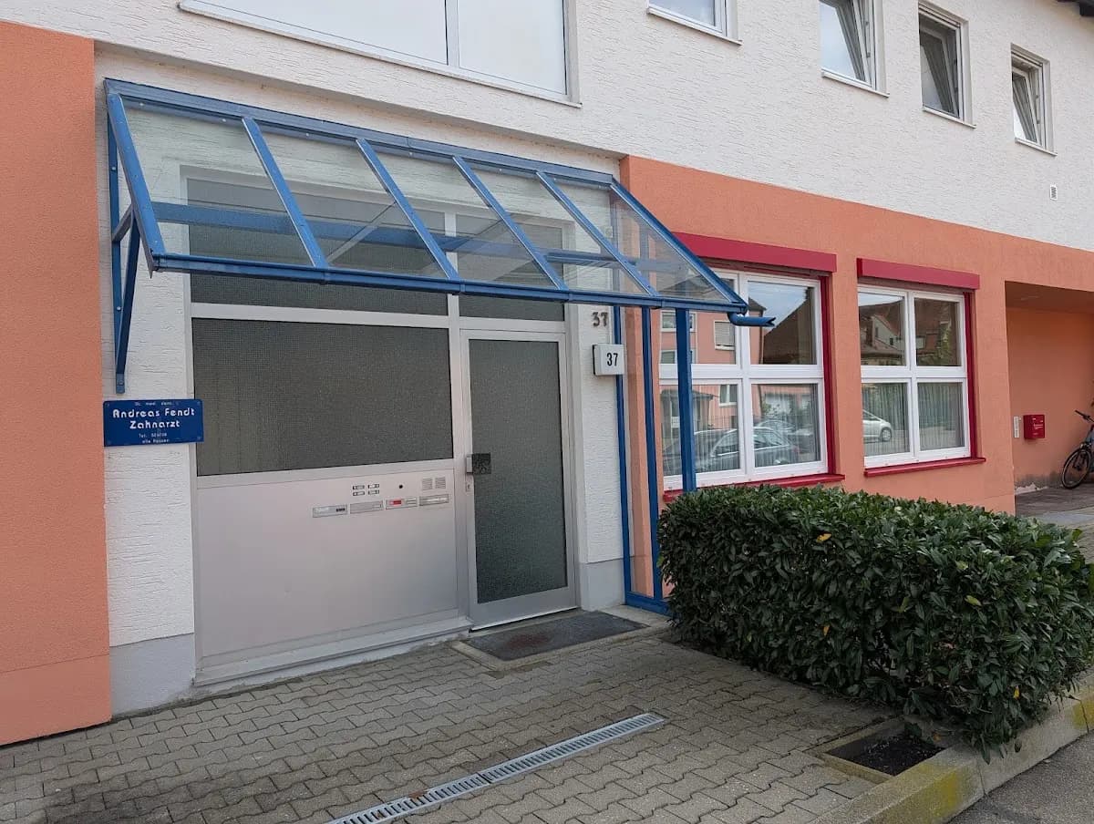 Zahnarzt Praxis Herr Dr. med. Andreas Fendt — Foto aus dem Google-Eintrag der Praxis