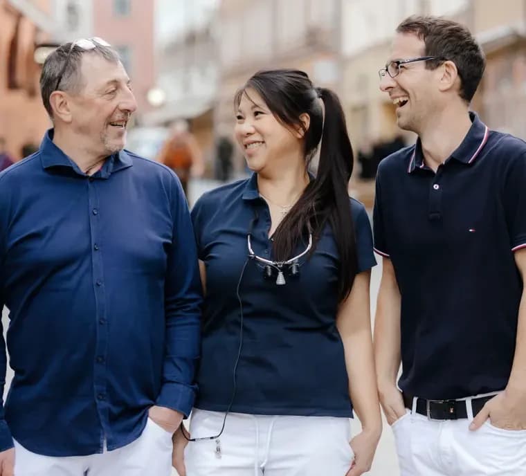 Zahnärzte am Arnulfsplatz Regensburg / Hans Georg Herrmann / Dr. Alexandra Obermeier & Dr. Thomas Hochschau — Foto aus dem Google-Eintrag der Praxis