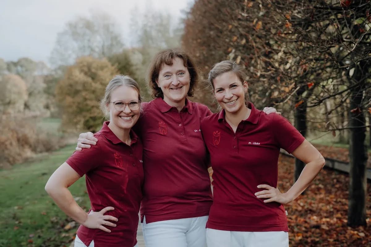 Zahnärzte am Königsesch - Dr. Katharina Beumer & Dr. Ann-Christin Lücke — Foto aus dem Google-Eintrag der Praxis