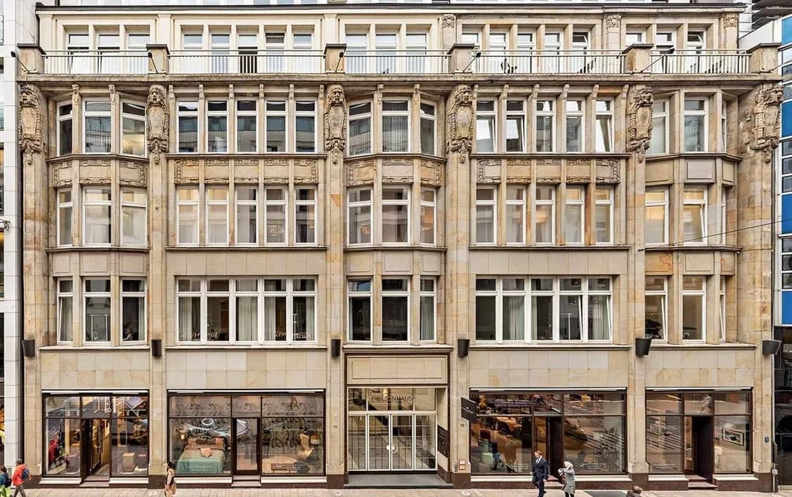 Zahnärzte am Neuen Wall | Zahnersatz & Implantate — Foto aus dem Google-Eintrag der Praxis