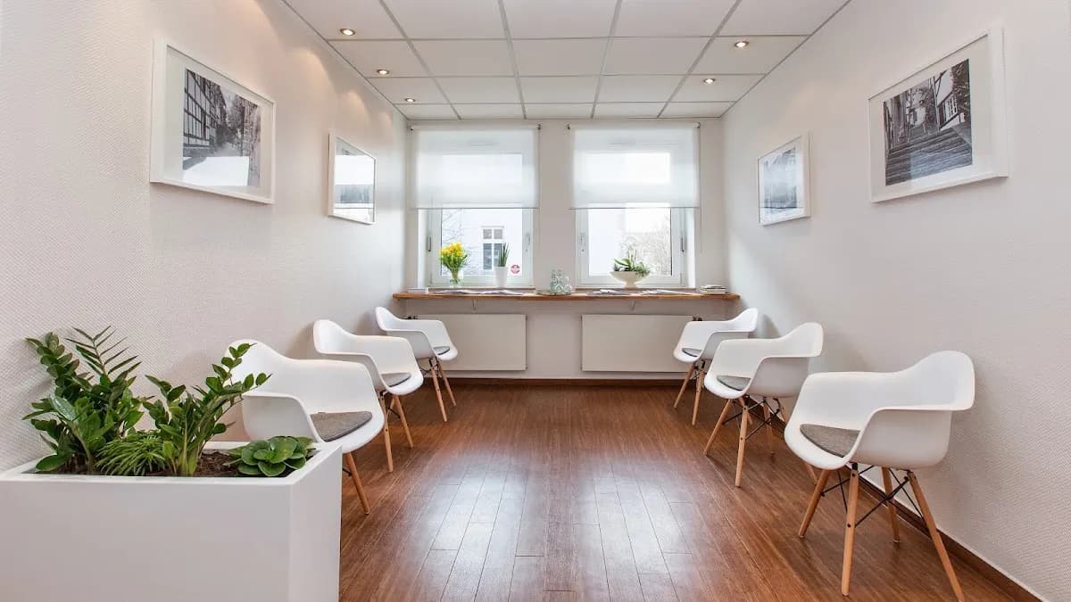 Zahnärzte am Rathaus in Essen Kettwig - Dr. Liss von Gehr Dr. Ilana Olinger — Foto aus dem Google-Eintrag der Praxis