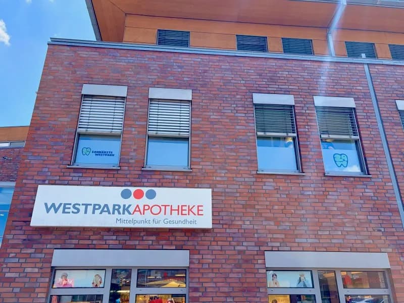 Zahnärzte am Westpark - Darlene Dove — Foto aus dem Google-Eintrag der Praxis